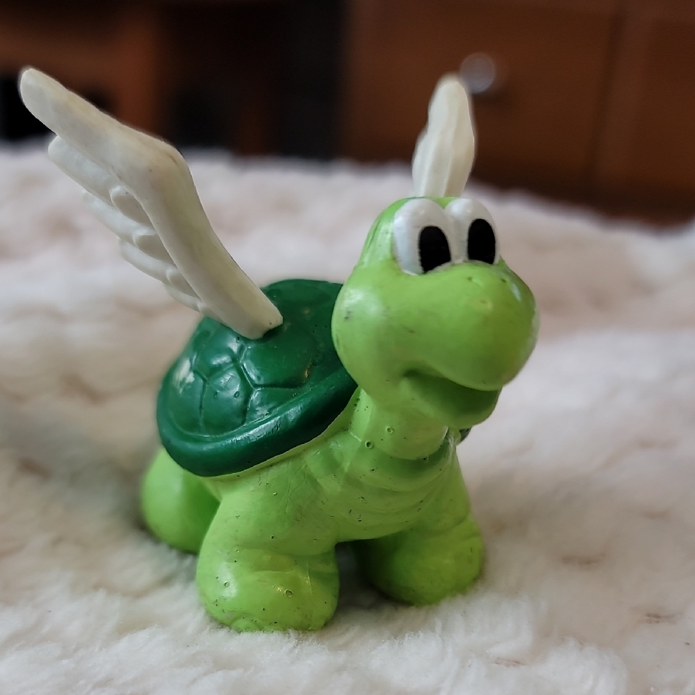 1989 Nintendo Super Mario Bros. Flying Koopa Troopa PVC figure